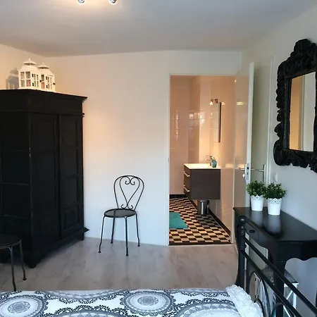 بيت ضيافة Kruidenhof